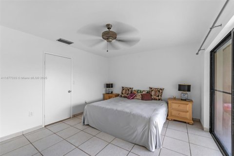Adosado en venta en Miami, Florida, 3 dormitorios, 142.7 m2 № 1929496 - foto 22