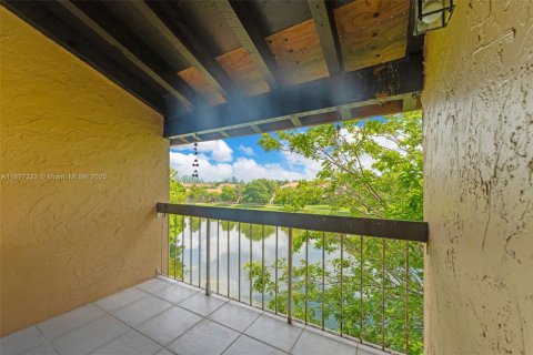 Adosado en venta en Miami, Florida, 3 dormitorios, 142.7 m2 № 1929496 - foto 28