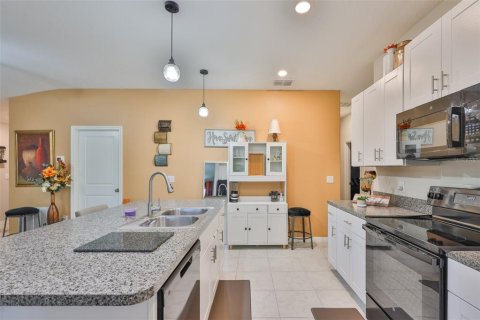 Villa ou maison à vendre à Sun City Center, Floride: 4 chambres, 171.13 m2 № 1789356 - photo 5