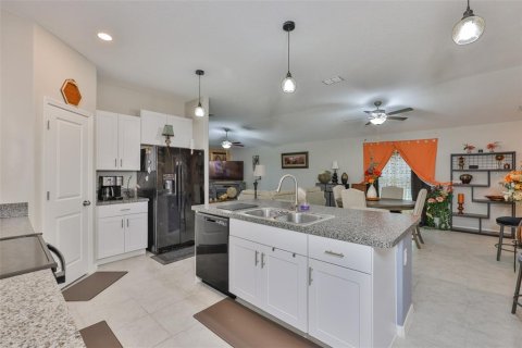 Villa ou maison à vendre à Sun City Center, Floride: 4 chambres, 171.13 m2 № 1789356 - photo 10