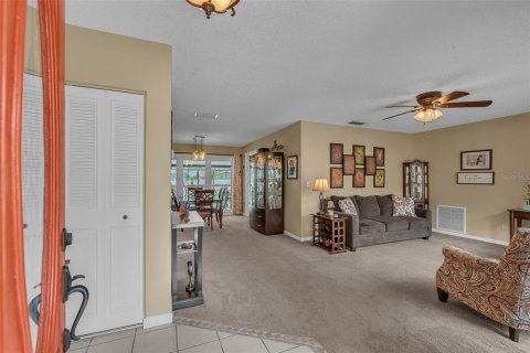 Villa ou maison à vendre à Brandon, Floride: 4 chambres, 185.25 m2 № 1822485 - photo 7