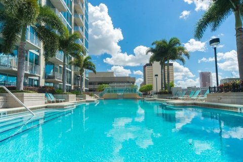 Condo in Tampa, Florida, 1 bedroom  № 1757599 - photo 3