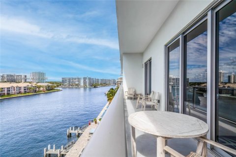 Copropriété à louer à Hollywood, Floride: 1 chambre, 65.22 m2 № 1862578 - photo 3