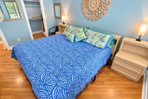 Condo in Sarasota, Florida, 1 bedroom № 2402720 - photo 16