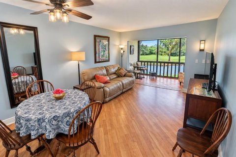 Condo in Sarasota, Florida, 1 bedroom № 2402720 - photo 6