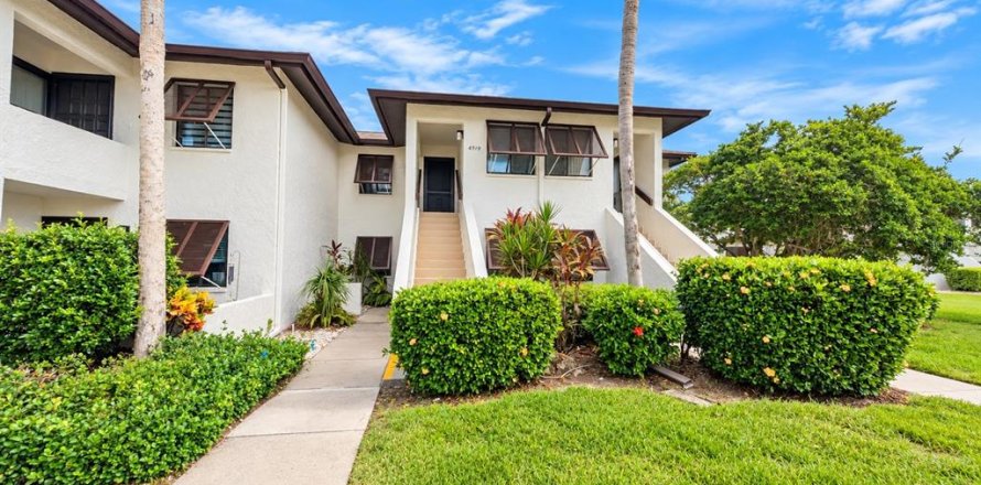 Condo in Sarasota, Florida, 1 bedroom № 2402720