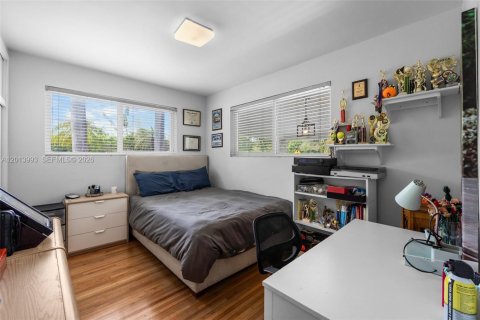 Villa ou maison à vendre à Miami, Floride: 4 chambres, 193.33 m2 № 2076047 - photo 27