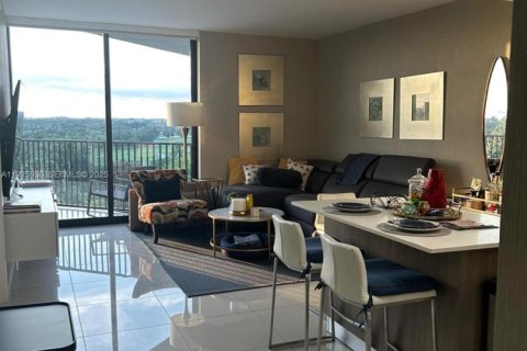 Condominio en venta en Doral, Florida, 1 dormitorio, 72.19 m2 № 1986366 - foto 6