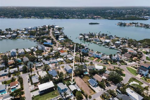 House in Indian Rocks Beach, Florida 2 bedrooms, 89.46 sq.m. № 2093711