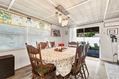 Villa ou maison à vendre à New Port Richey, Floride: 3 chambres, 127 m2 № 2428786 - photo 6