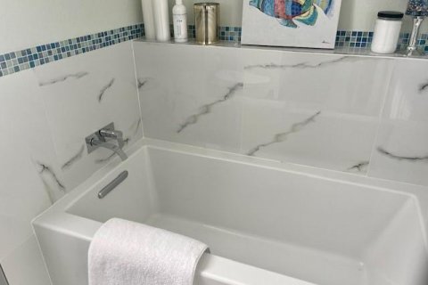 Condo in Lauderhill, Florida, 3 bedrooms  № 2242600 - photo 10