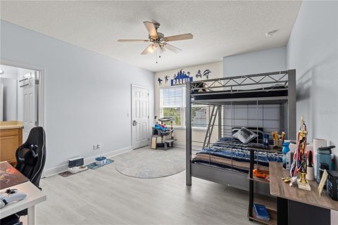 House in Orlando, Florida 6 bedrooms, 451.23 sq.m. № 1915915 - photo 28