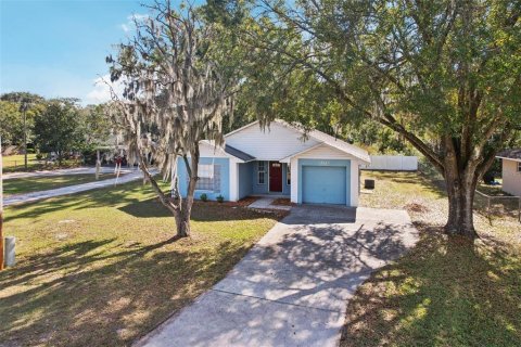 House in Plant City, Florida 3 bedrooms, 107.77 sq.m. № 2203485