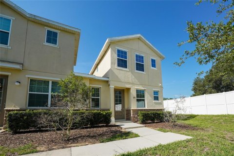 Adosado en venta en Davenport, Florida, 3 dormitorios, 149.76 m2 № 2202288 - foto 4