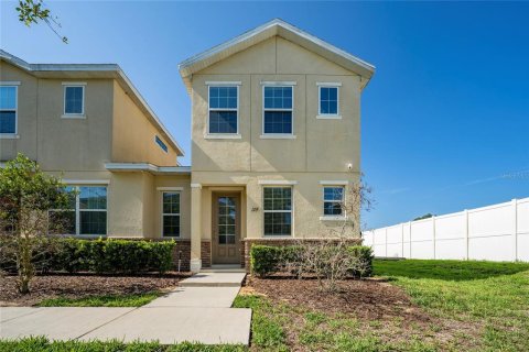 Touwnhouse à Davenport, Floride 3 chambres, 149.76 m2 № 2202288