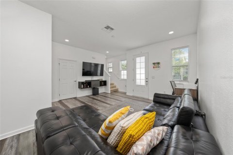 Adosado en venta en Davenport, Florida, 3 dormitorios, 149.76 m2 № 2202288 - foto 17