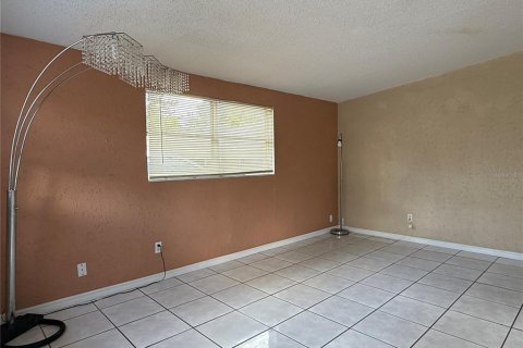 Apartamento en alquiler en Tampa, Florida, 3 dormitorios, 97.55 m2 № 1880582 - foto 23