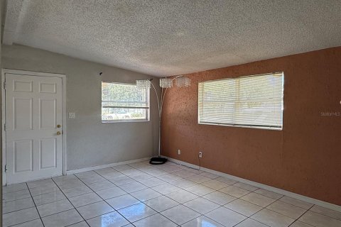 Apartamento en alquiler en Tampa, Florida, 3 dormitorios, 97.55 m2 № 1880582 - foto 2