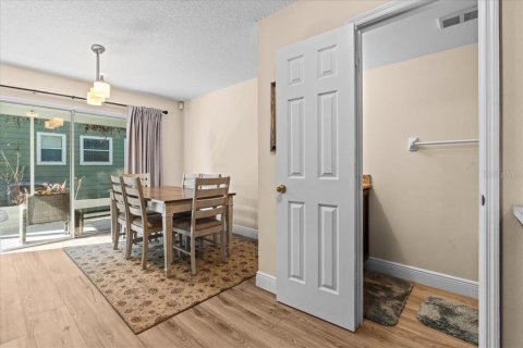 Condo in Orlando, Florida, 3 bedrooms № 2166762 - photo 7