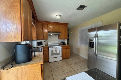 Propiedad comercial en venta en Orlando, Florida, 4 dormitorios, 167.22 m2 № 1876219 - foto 13