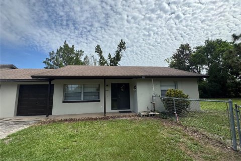 Propiedad comercial en venta en Orlando, Florida, 4 dormitorios, 167.22 m2 № 1876219 - foto 2