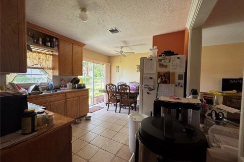 Propiedad comercial en venta en Orlando, Florida, 4 dormitorios, 167.22 m2 № 1876219 - foto 27