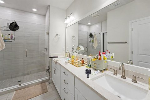 Adosado en venta en Tampa, Florida, 3 dormitorios, 183.67 m2 № 2426043 - foto 10