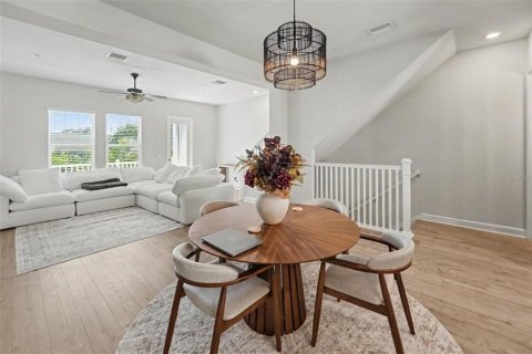 Adosado en venta en Tampa, Florida, 3 dormitorios, 183.67 m2 № 2426043 - foto 3