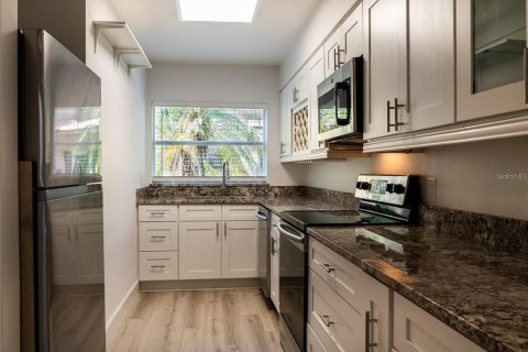 Adosado en alquiler en Orlando, Florida, 2 dormitorios, 91.6 m2 № 2258264 - foto 4
