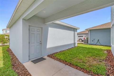 House in Apopka, Florida 4 bedrooms, 189.24 sq.m. № 1870304 - photo 27