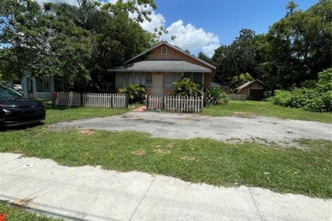 House in Kissimmee, Florida 2 bedrooms, 95.13 sq.m. № 1791346 - photo 3