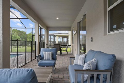 Villa ou maison à vendre à Kissimmee, Floride: 8 chambres, 398.46 m2 № 2125277 - photo 5