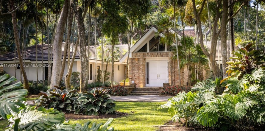 Villa ou maison à Coral Gables, Floride 6 chambres, 578.13 m2 № 2046824