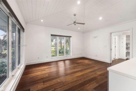 Villa ou maison à vendre à Coral Gables, Floride: 6 chambres, 578.13 m2 № 2046824 - photo 25