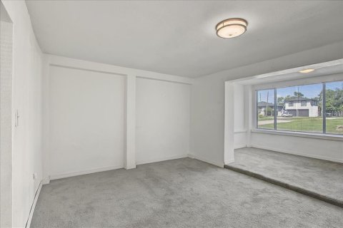 Dúplex en venta en Saint Petersburg, Florida, 4 dormitorios, 151.24 m2 № 2425578 - foto 18