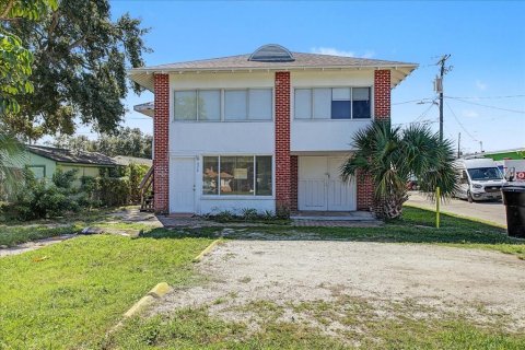Dúplex en Saint Petersburg, Florida 4 dormitorios, 151.24 m2 № 2425578