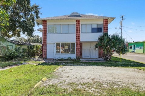 Dúplex en venta en Saint Petersburg, Florida, 4 dormitorios, 151.24 m2 № 2425578 - foto 2