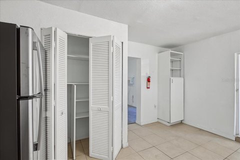 Dúplex en venta en Saint Petersburg, Florida, 4 dormitorios, 151.24 m2 № 2425578 - foto 28