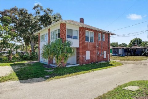 Dúplex en venta en Saint Petersburg, Florida, 4 dormitorios, 151.24 m2 № 2425578 - foto 8