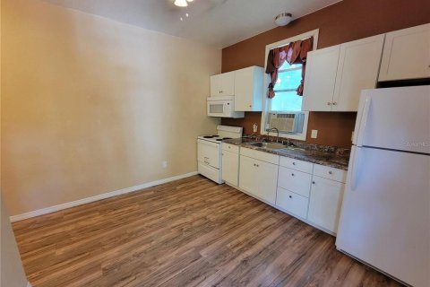 Appartement à louer à Ocala, Floride: 1 chambre, 83.61 m2 № 2105826 - photo 2