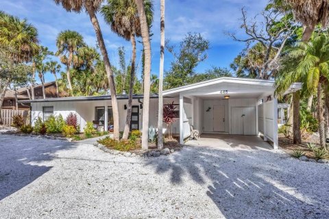 Villa ou maison à vendre à Sarasota, Floride: 3 chambres, 162.58 m2 № 2313027 - photo 4
