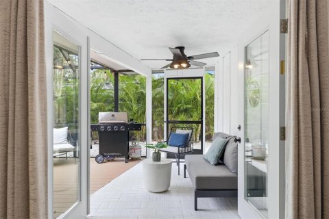 Villa ou maison à vendre à Sarasota, Floride: 3 chambres, 162.58 m2 № 2313027 - photo 16