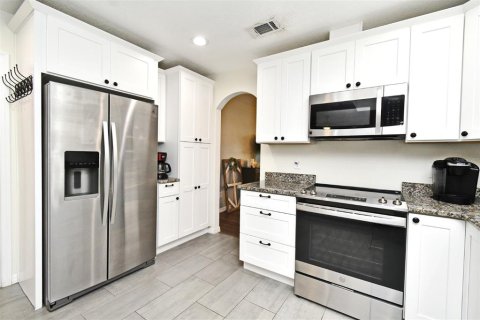 House in DeBary, Florida 3 bedrooms, 219.62 sq.m. № 1797289 - photo 14