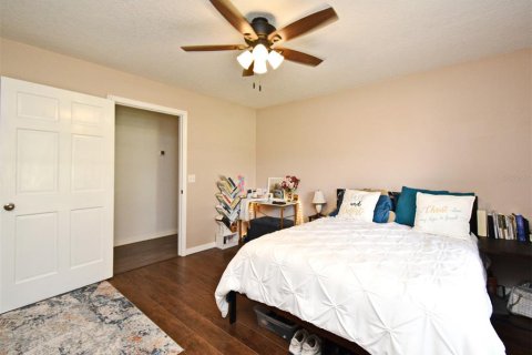 House in DeBary, Florida 3 bedrooms, 219.62 sq.m. № 1797289 - photo 25