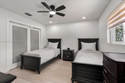 House in Homestead, Florida 4 bedrooms, 168.62 sq.m. № 2076624 - photo 28