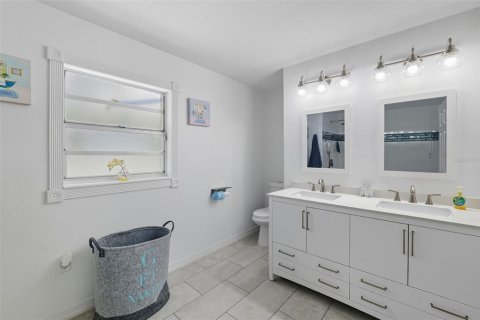 Casa en venta en Kissimmee, Florida, 3 dormitorios, 141.77 m2 № 1913741 - foto 20