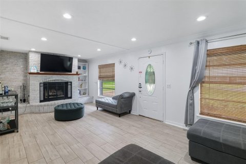 Casa en venta en Kissimmee, Florida, 3 dormitorios, 141.77 m2 № 1913741 - foto 5