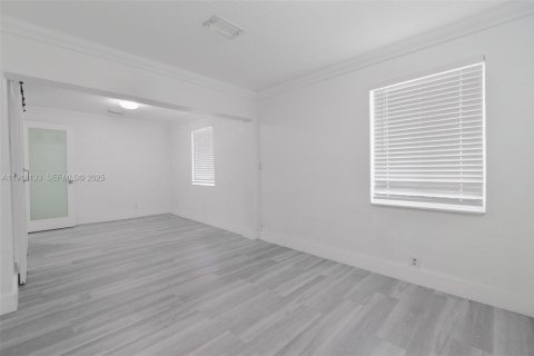 Купить виллу или дом в Холливуд, Флорида 3 спальни, 118.64м2, № 1987940 - фото 9