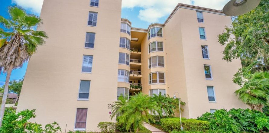 Condo in Maitland, Florida, 2 bedrooms № 1919498