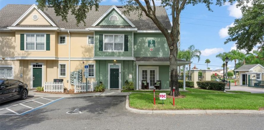 Condominio en Kissimmee, Florida, 4 dormitorios № 2226055